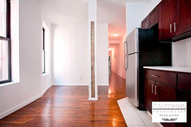 5 W 101st St in New York, NY - Building Photo - Building Photo