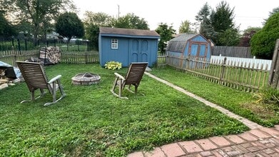 155 Redwood Dr in Quakertown, PA - Building Photo - Building Photo