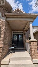 749 Scott Blvd in Milton, ON - Building Photo - Building Photo
