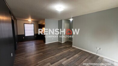 5352 Stage Rd in Memphis, TN - Building Photo - Building Photo