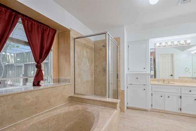 1103 Cheyenne Meadows Dr
