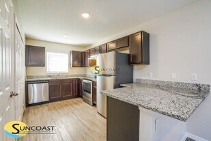 8142 Juniper Rd, Unit 3 in Ocala, FL - Building Photo