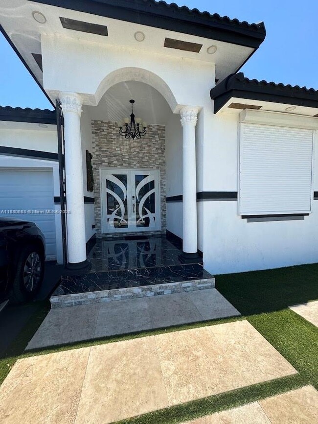 21280 SW 123rd Ave in Miami, FL - Building Photo - Building Photo