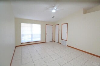 3355 Green Briar Cir in Gulf Breeze, FL - Building Photo - Building Photo