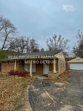 25292 Orchard Grove St in Southfield, MI - Foto de edificio - Building Photo