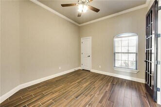 3100 Main St in Granbury, TX - Building Photo - Building Photo