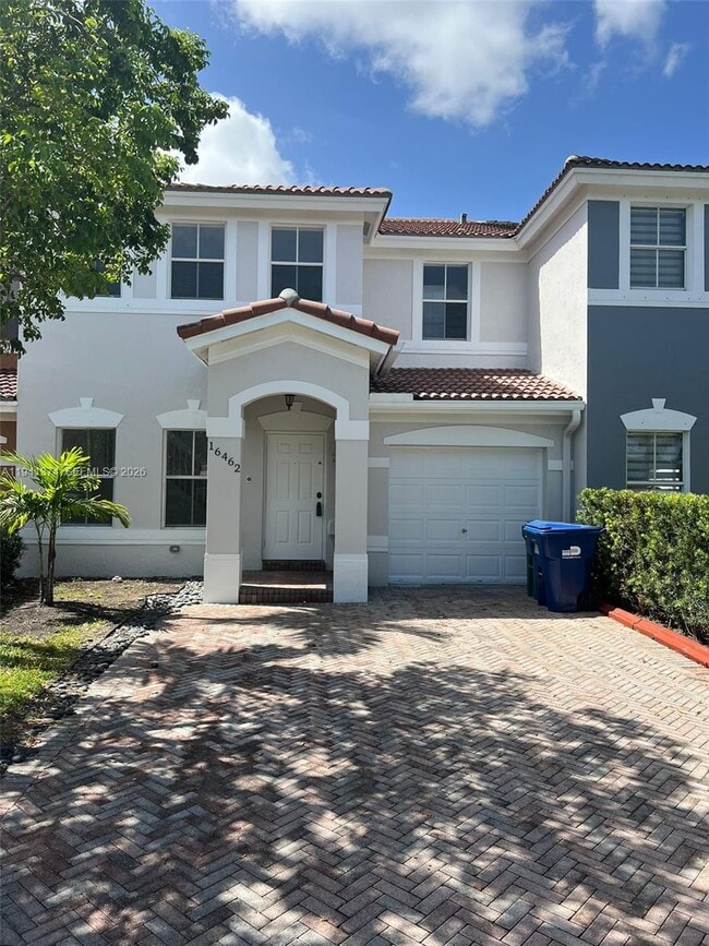 16462 SW 48th Terrace in Miami, FL - Building Photo - Building Photo