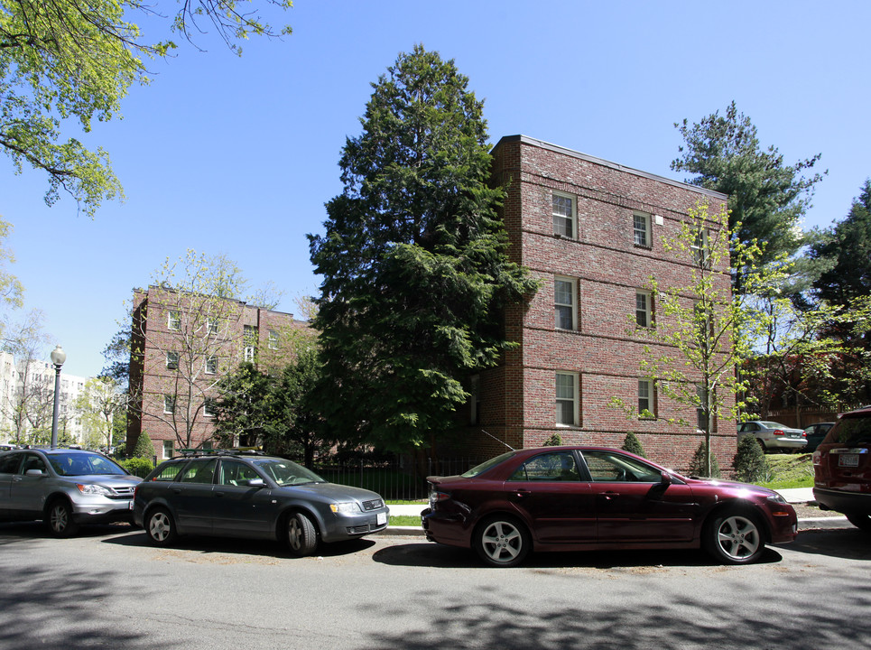 Devonshire Place Apartments in Washington, DC - Foto de edificio