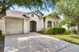 2214 Sun Chase Blvd in New Braunfels, TX - Building Photo