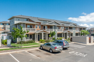 Akoko at Ho'opili in Ewa Beach, HI - Foto de edificio - Building Photo