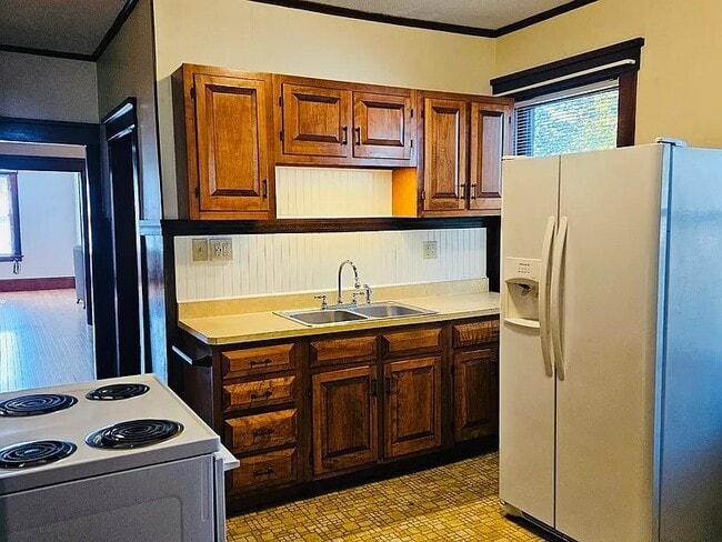 263-265-265 Silver St in Greenfield, MA - Building Photo - Building Photo