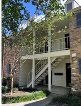 13004 Trail Hollow Dr in Houston, TX - Building Photo