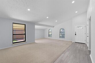6108 Jennings Dr in The Colony, TX - Building Photo - Building Photo