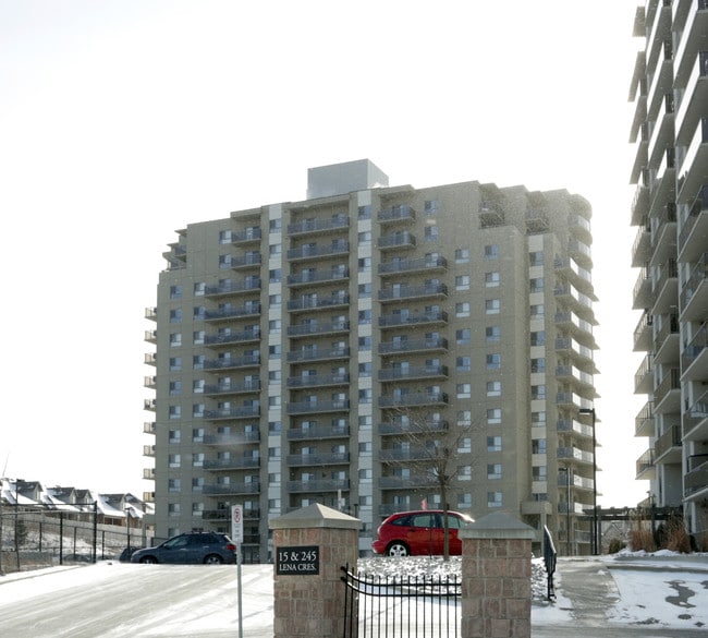 15 & 245 Lena Crescent in Cambridge, ON - Building Photo - Building Photo