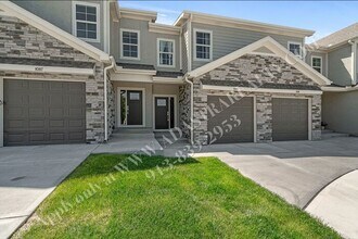 1091 N Findley St in Olathe, KS - Building Photo - Building Photo