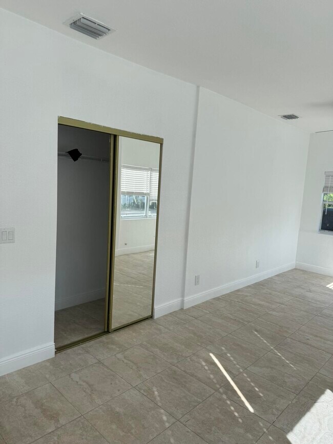 1131 S N St in Lake Worth Beach, FL - Building Photo - Building Photo