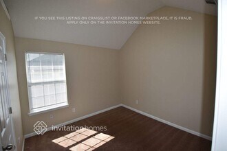 6942 Foxmoor Way in Douglasville, GA - Foto de edificio - Building Photo