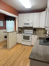 31 James St in Cortland, NY - Foto de edificio - Building Photo