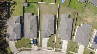 20043 Poppy Hills Ln in Cleveland, TX - Building Photo - Building Photo