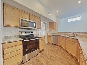 2503 N Avenida TABICA in Green Valley, AZ - Foto de edificio - Building Photo