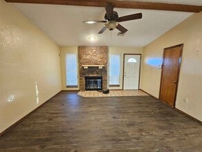 909 NE Tortoise Dr in Lawton, OK - Building Photo - Building Photo