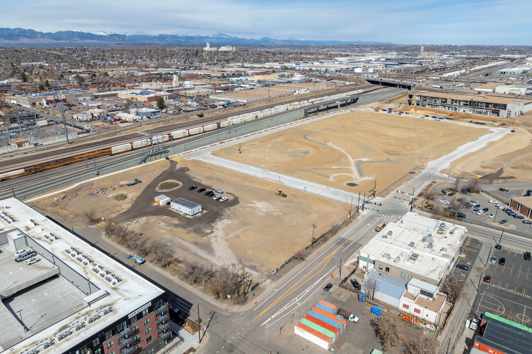 Fox Park in Denver, CO - Building Photo