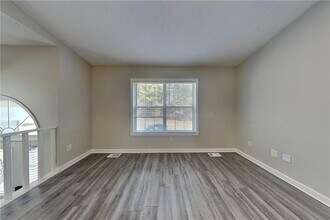 5208 Keystone Ct in Flowery Branch, GA - Building Photo - Building Photo