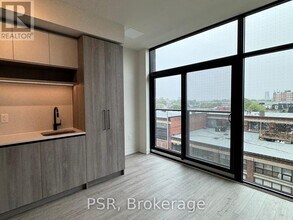 181-181 Sterling Rd in Toronto, ON - Building Photo - Building Photo