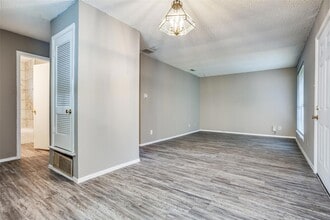 607 Thrush Ave, Unit B in Austin, TX - Building Photo - Building Photo