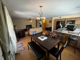 3319 Holloway St in Thousand Oaks, CA - Building Photo