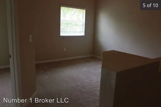 10301 Regent Square Dr in Orlando, FL - Building Photo - Building Photo