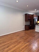 2210 Mid Ln in Houston, TX - Foto de edificio - Building Photo