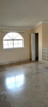 3375 W 76th St in Hialeah, FL - Building Photo - Building Photo