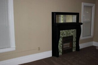 919 13th St, Unit 1 in Huntington, WV - Building Photo - Building Photo