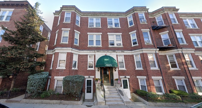 5 Barrows St, Unit 2A
