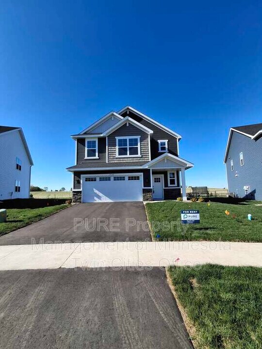 5130 Useppa Trl in Woodbury, MN - Building Photo