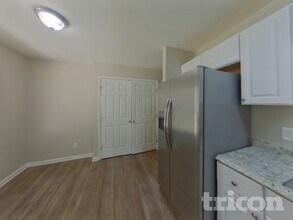 8130 Chimore Ln in Matthews, NC - Building Photo - Building Photo