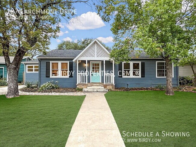 property at 127 Larchmont Dr