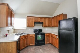 125 Currie Ct in Crowley, TX - Building Photo - Building Photo