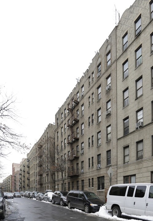 2188 Creston Ave in Bronx, NY - Foto de edificio