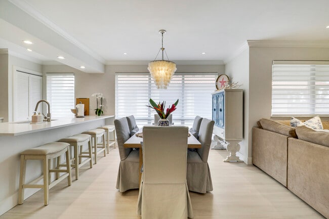 438 Brackenwood Ln S in Palm Beach Gardens, FL - Building Photo - Building Photo