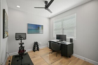 1325 W Fig St in Tampa, FL - Building Photo - Building Photo