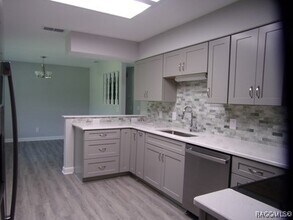 13000 S Istachatta Rd in Floral City, FL - Building Photo - Building Photo