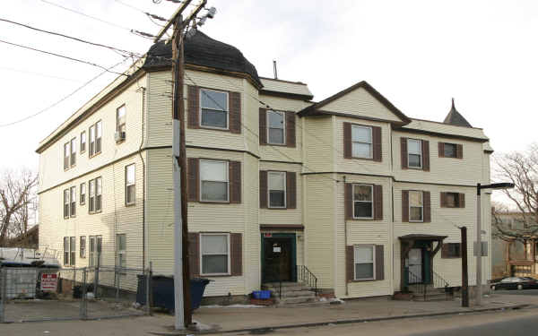 57-59 Cushing Ave in Boston, MA - Foto de edificio - Building Photo