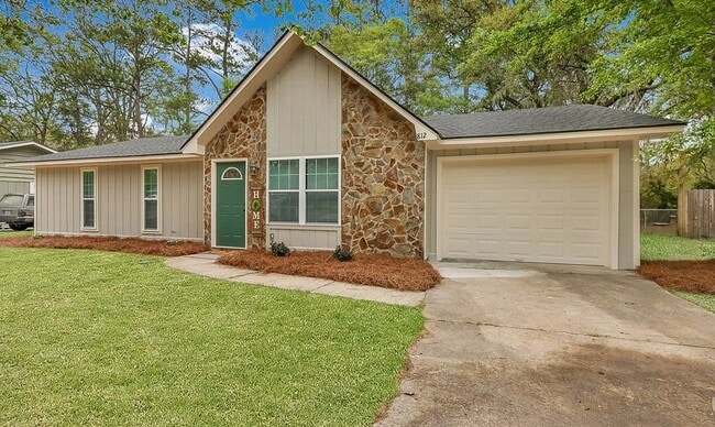 property at 812 Spanish Oak Dr
