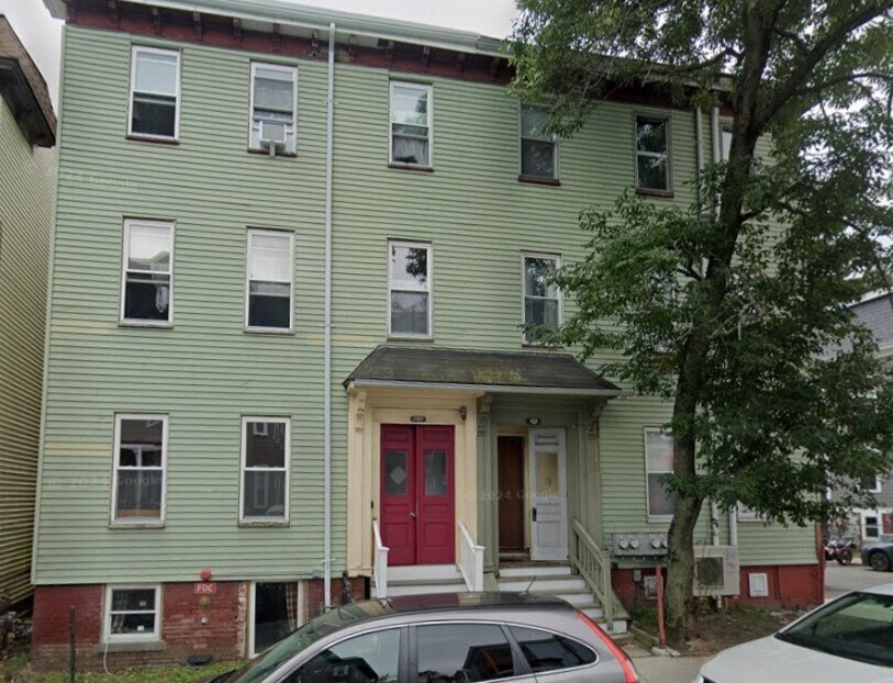 64 1/2 Day St, Unit 1 in Boston, MA - Building Photo