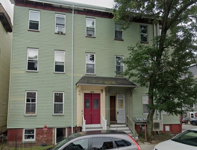 64 1/2 Day St, Unit 1
