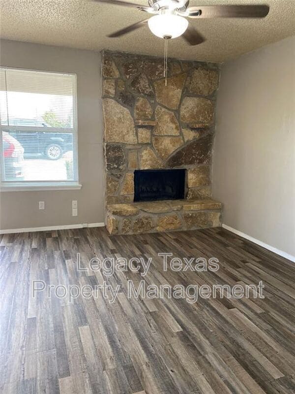 property at 1608 Sun Valley Dr
