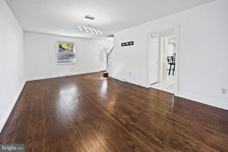 24 Maple Ave in Cherry Hill Township, NJ - Building Photo - Building Photo