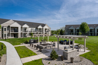 Lake Pointe Apartments in Madison, WI - Foto de edificio - Building Photo